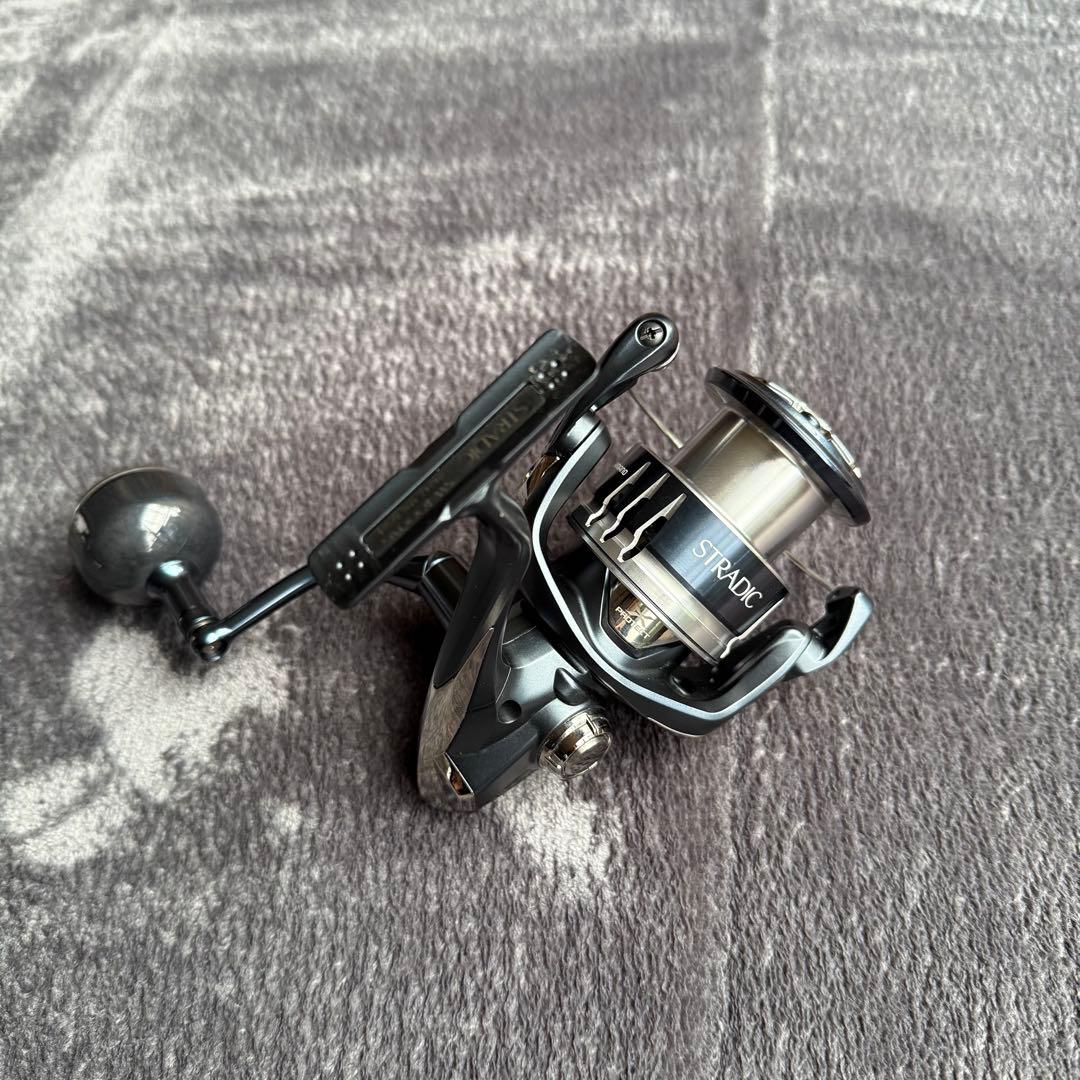 【美品】シマノ STRADIC SW4000XG スピニングリール