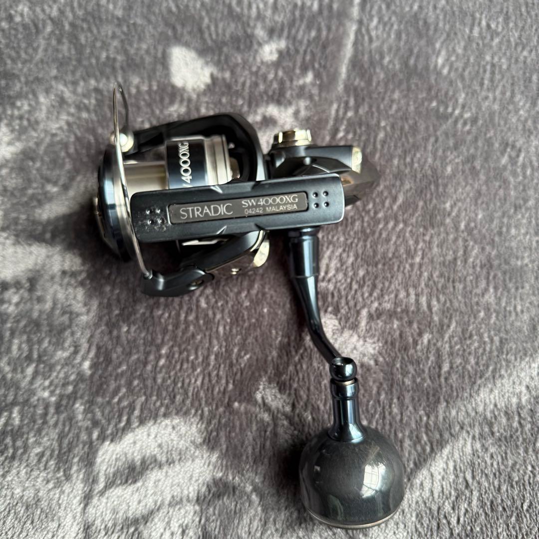 【美品】シマノ STRADIC SW4000XG スピニングリール