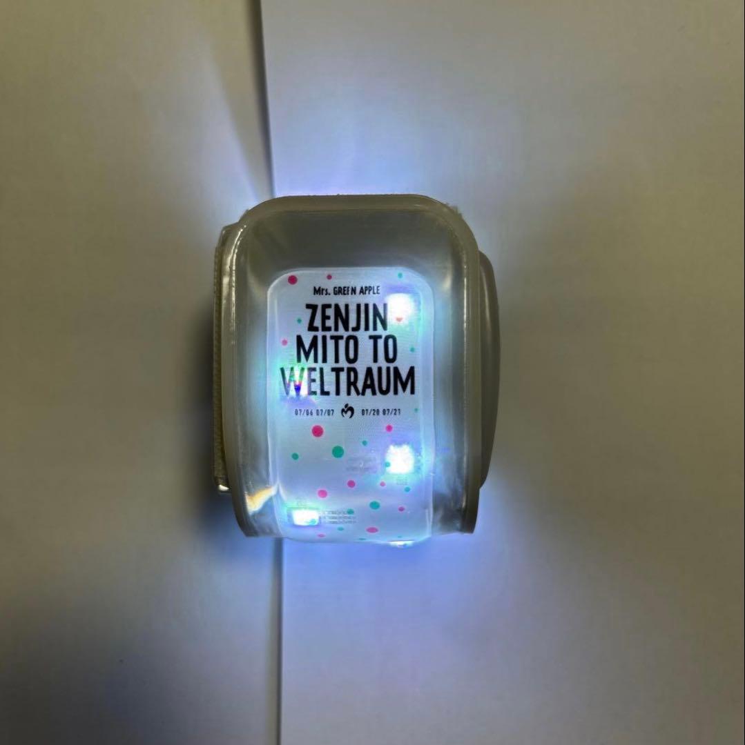 Mrs. GREEN APPLE ゼンジン未到とヴェルトラウム　ライトバンド