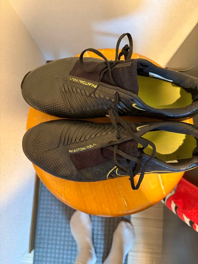 Nike Phantom サッカーシューズ ブラック/イエロー