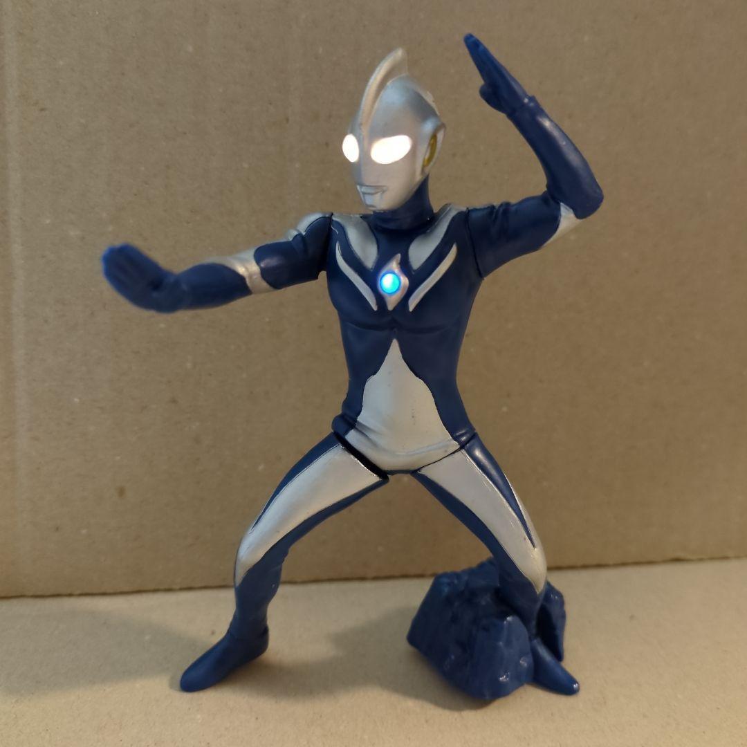 アルティメットルミナスウルトラマン　アンドロメロス　コスモスアグルネクサスレオ他