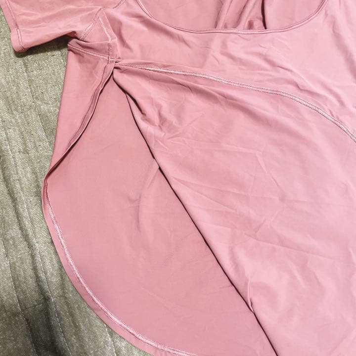 ルルレモン Tシャツ ヨガウェア