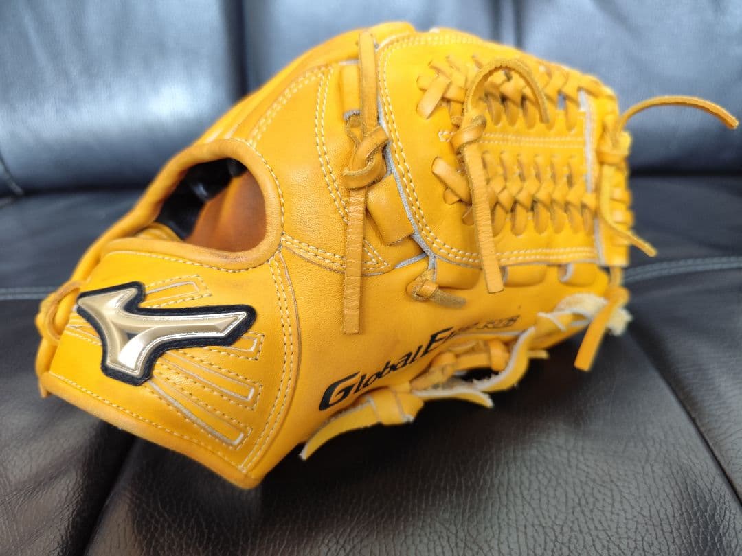 Mizuno Global Elite RG 少年軟式グローブ