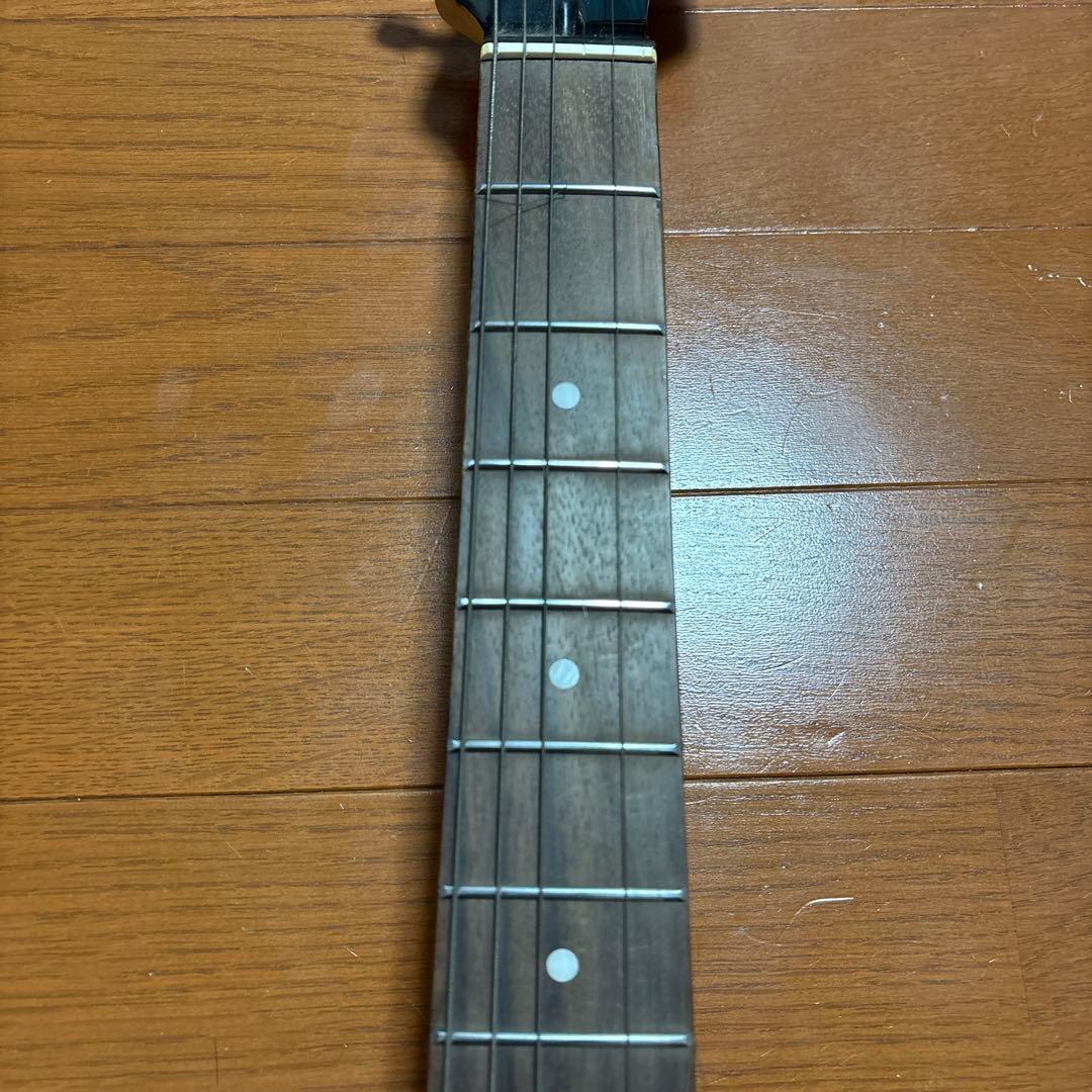 Marvis ストラトタイプ エレキギター メイビス