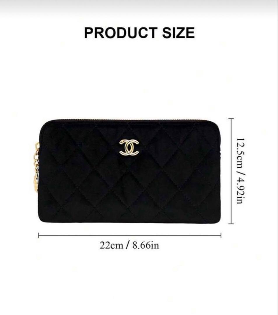 CHANEL カメリア　ペンダント付き　ブラック　キルティング　ポーチ
