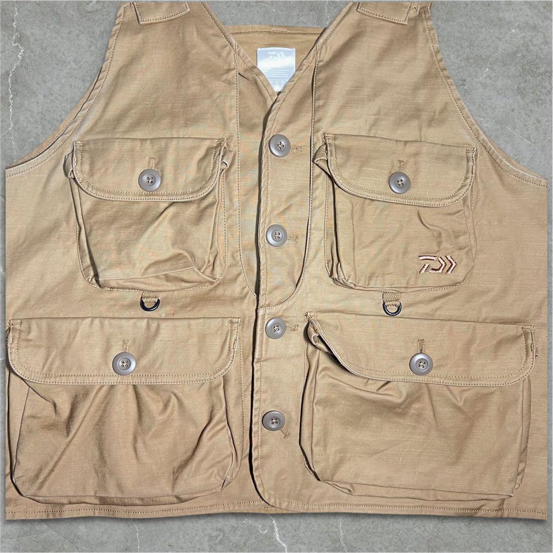 美品★Daiwa ダイワ アングラーズベスト Lサイズ ベージュ