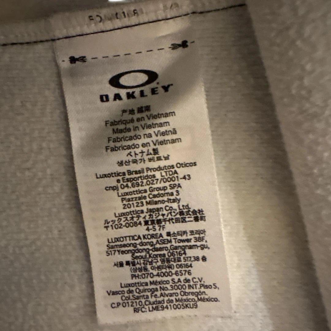 OAKLEY カラフルジャケット ハイネック