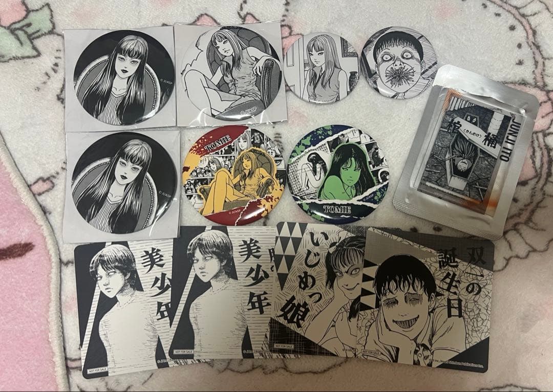 伊藤潤二　富江 缶バッジセット