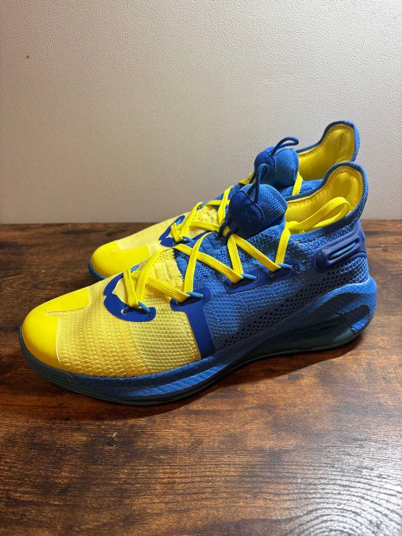 【希少】アンダーアーマーカリー6 Curry6 UNDER ARMOUR