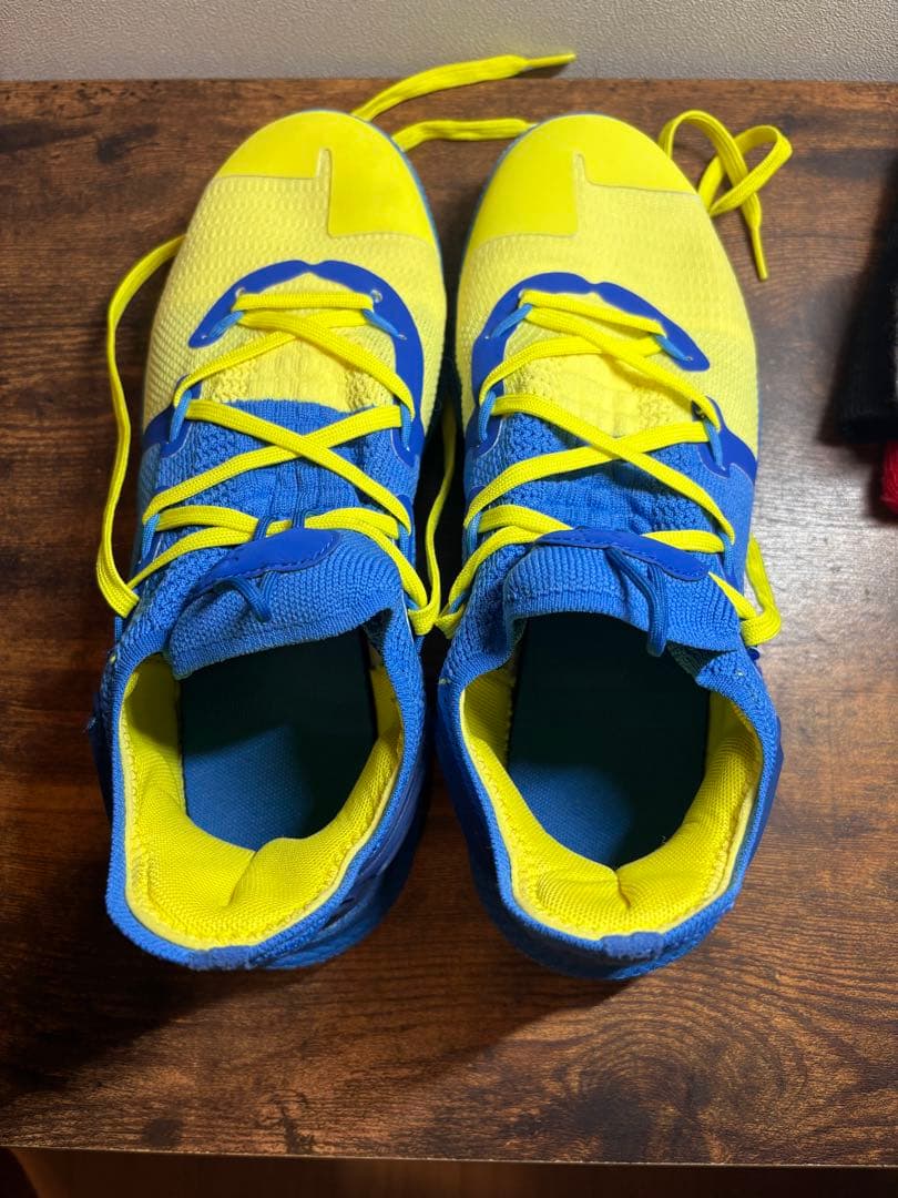 【希少】アンダーアーマーカリー6 Curry6 UNDER ARMOUR