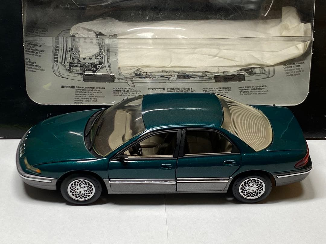 Brookfield 1994 Chrysler Concord ミニカー