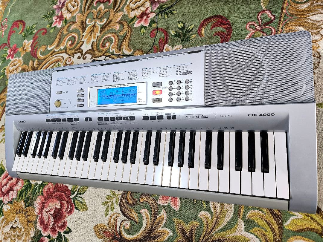 状態良好・箱付き CASIO CTK-4000 61鍵盤 電子キーボード 練習用