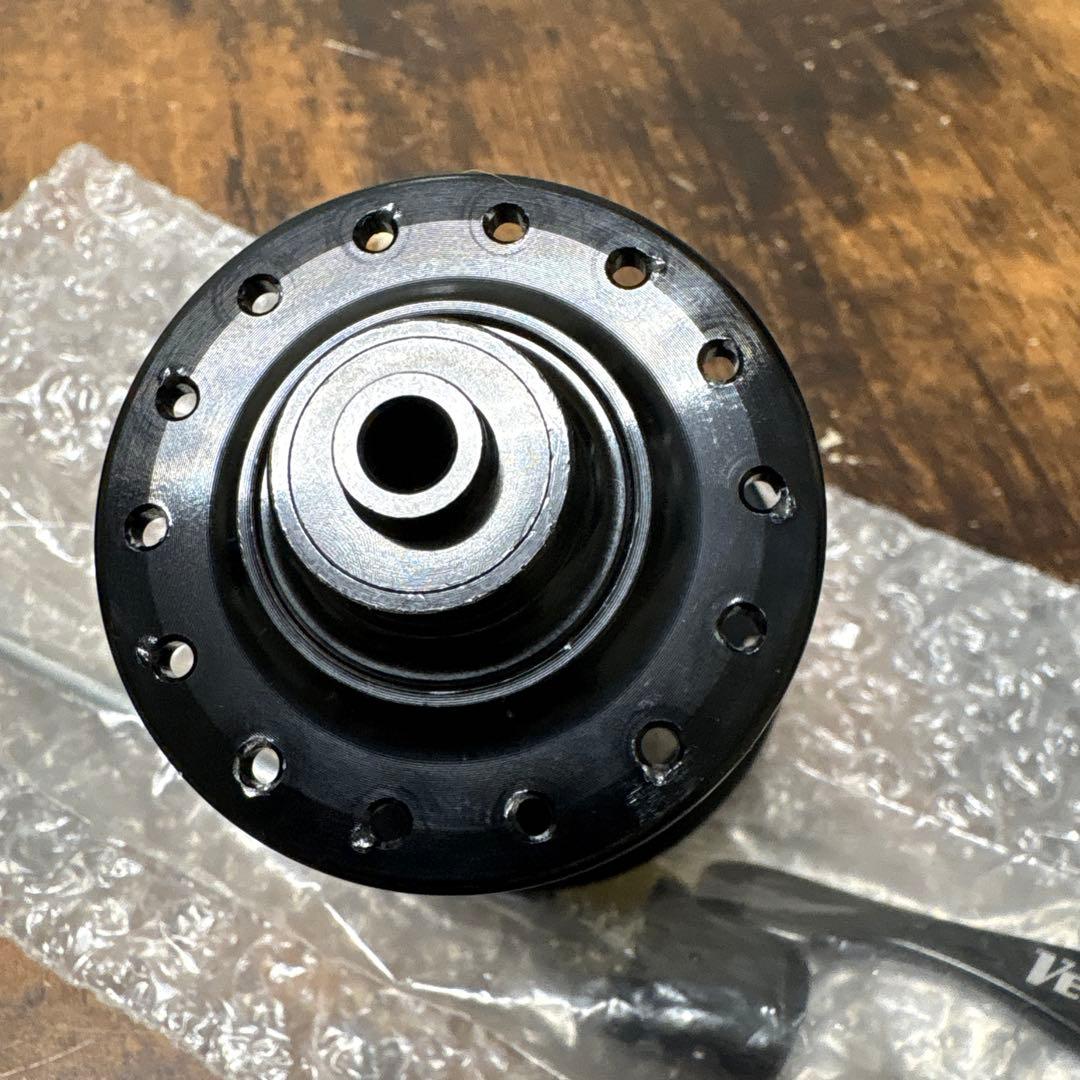 パーツ VELOCITY Race Disc Front Hub Black