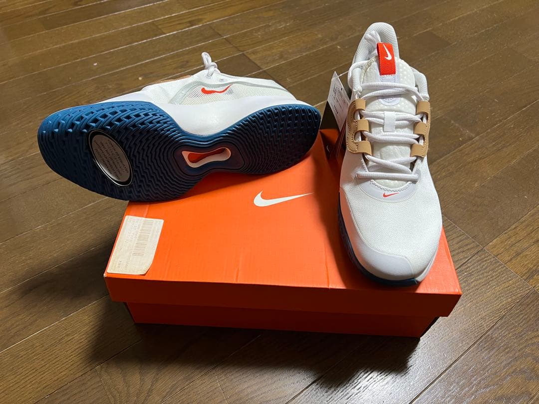 NIKE エアマックス　バレー