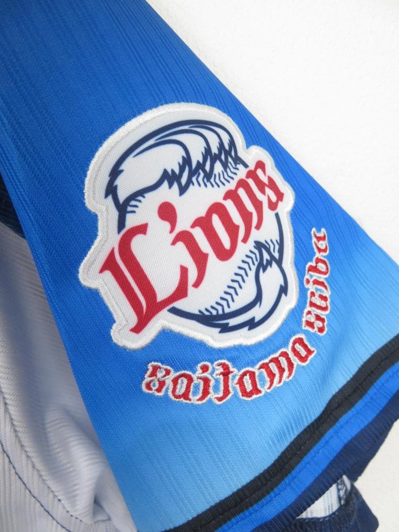 美品 埼玉西武ライオンズ 外崎修汰選手 #5 レプリカユニフォーム Lシャツ