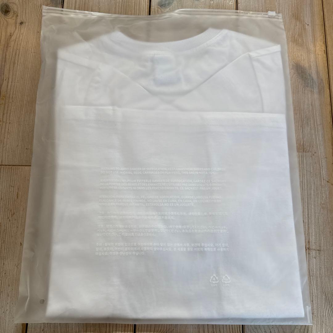アイドル Yet to Come in Busan S/S T-SHIRT (WT_L)
