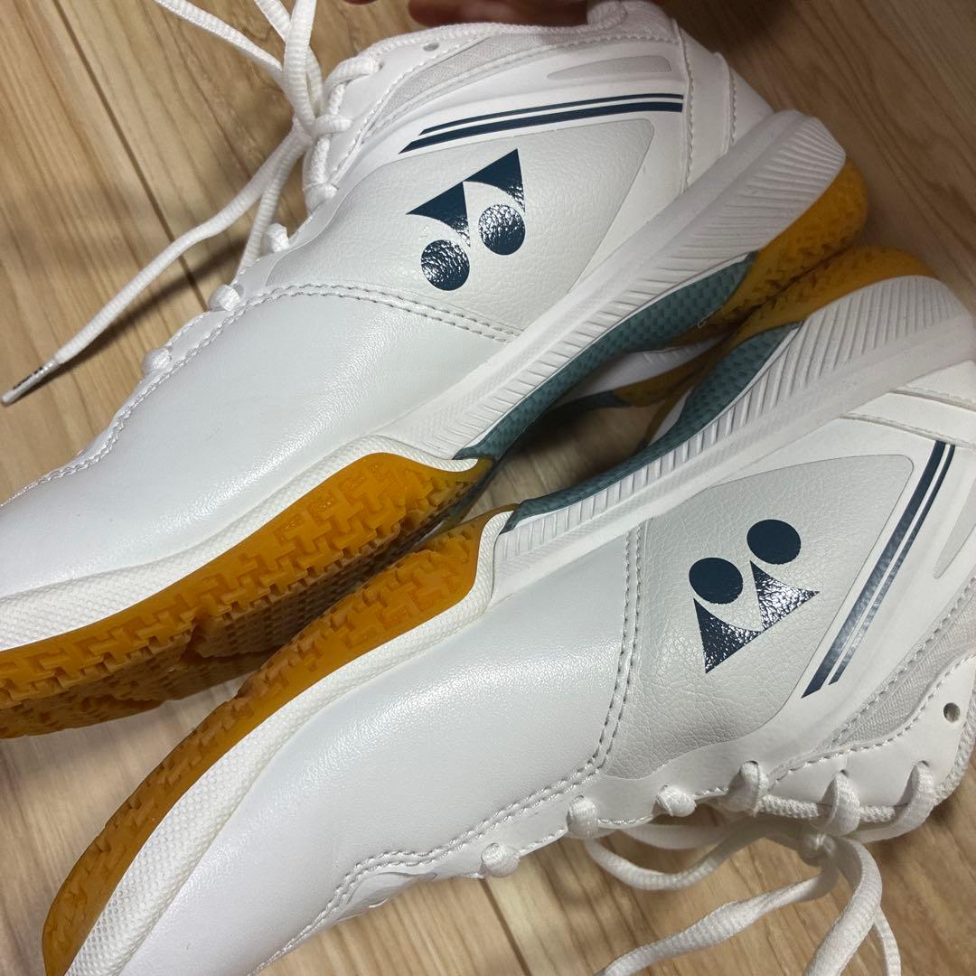 Yonex バドミントンシューズ ホワイト