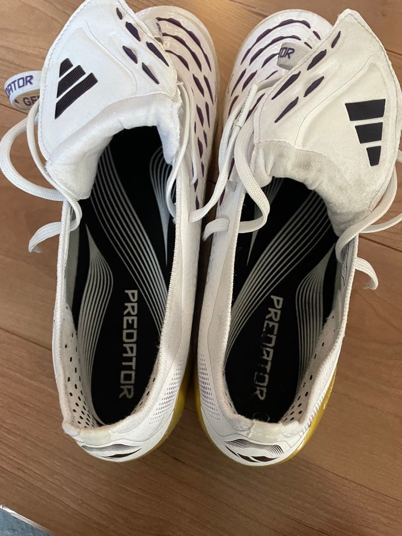 アディダス　プレデターエリートFT AGモデル　27センチ