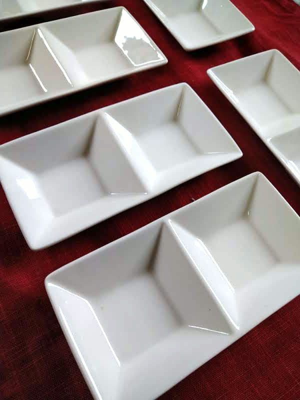 ♥パーティーに♥多種多様対応⬛嬉しい二つ仕切皿⬛新品・未使用7皿