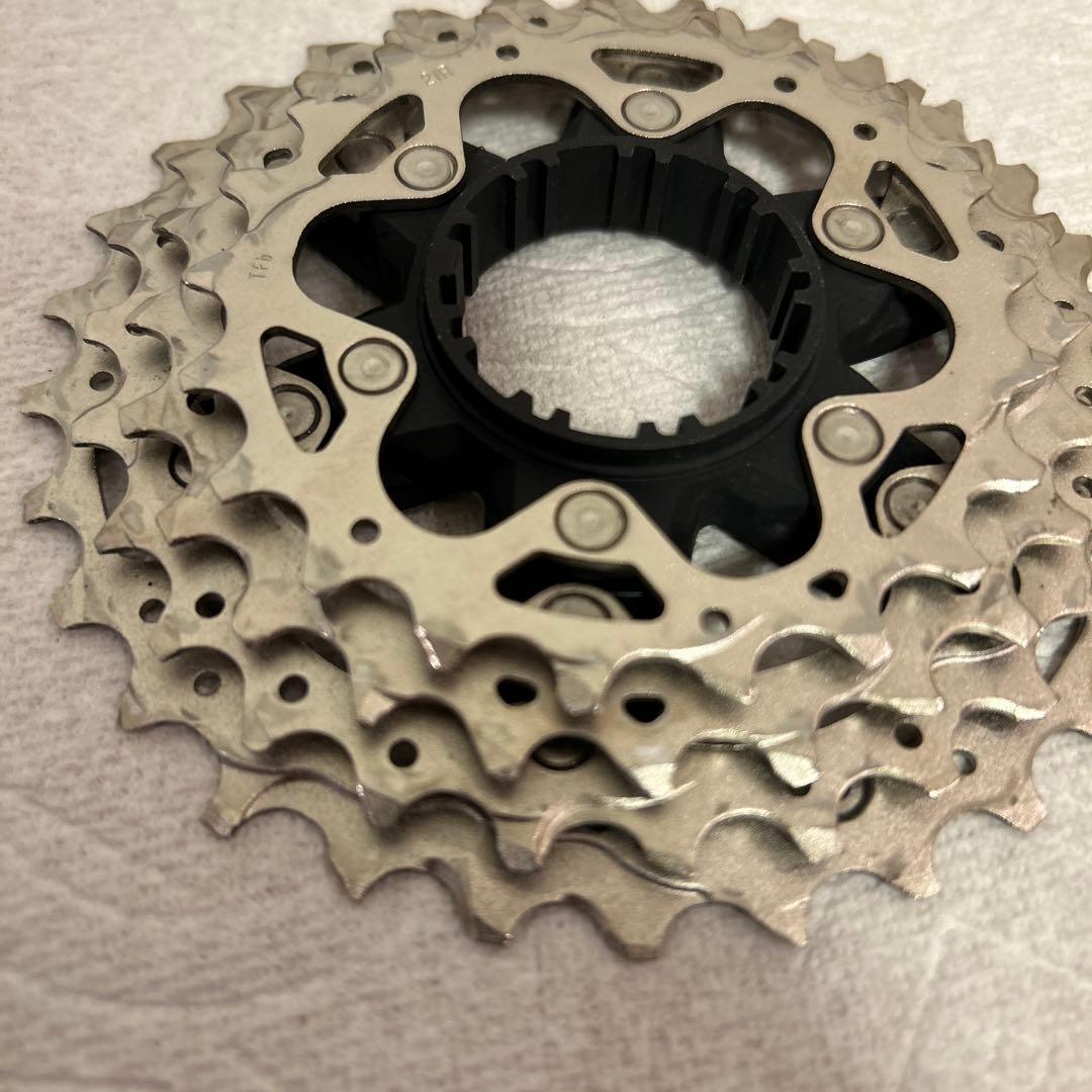 Shimano Ultegra CS-R8100 11-30T 12速　スプロケ