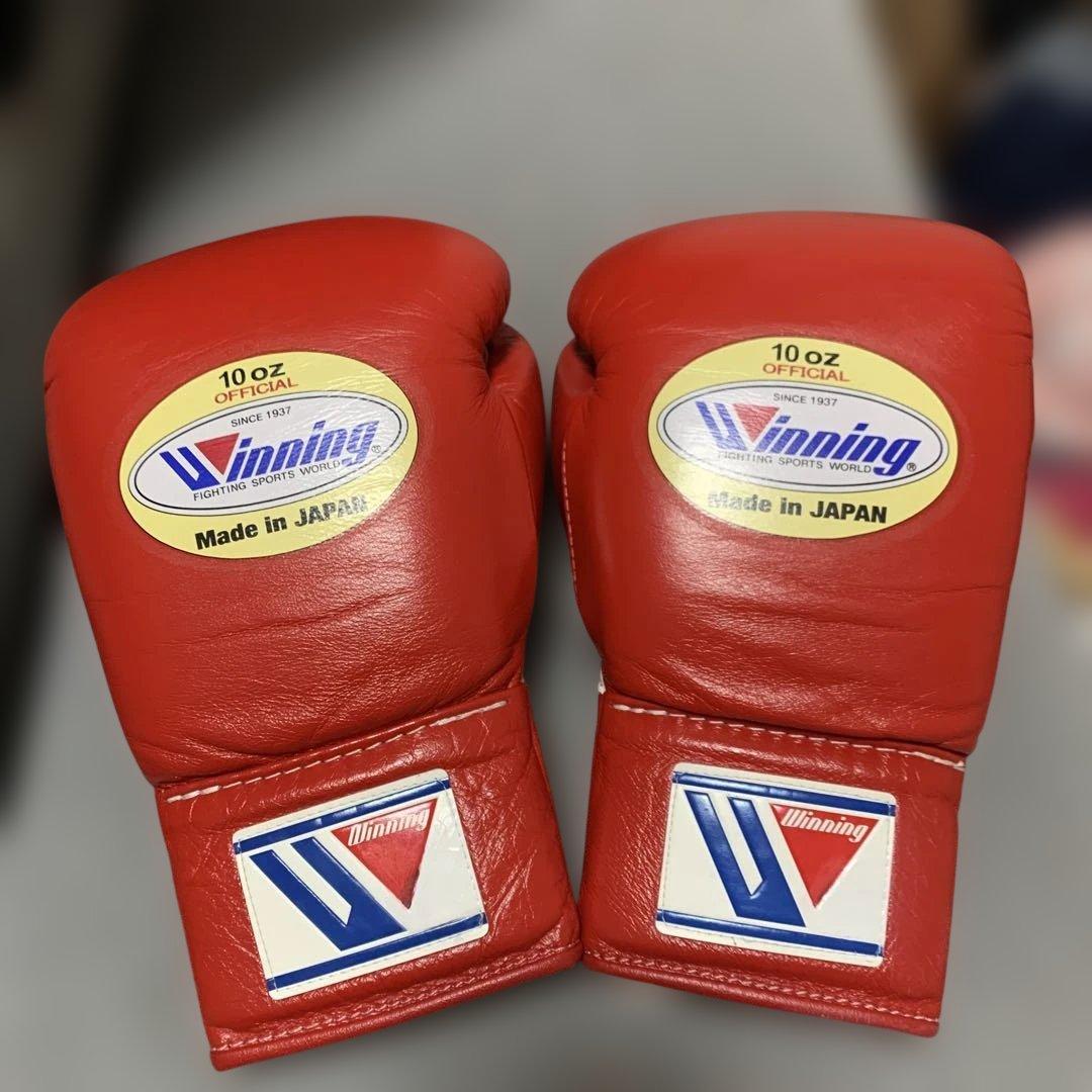 Winning ボクシンググローブ 10oz レッド