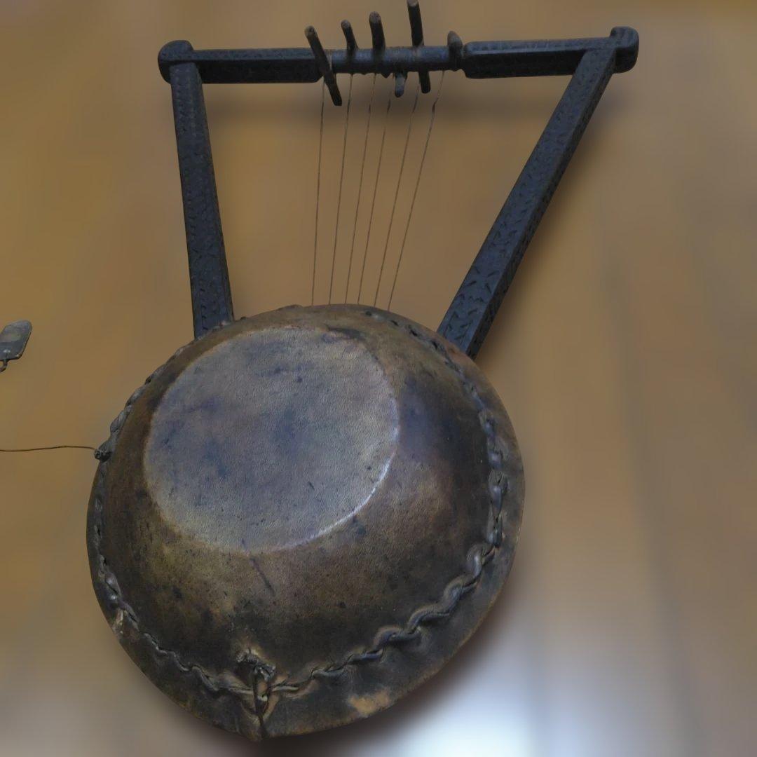 中型弦楽器 エチオピアの楽器