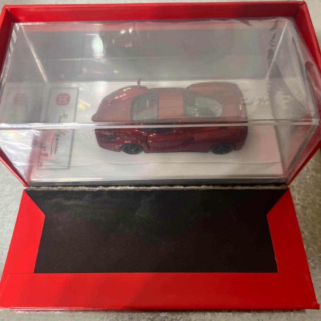 DMH 1/64 フェラーリ　エンツォ　フェラーリ　ミニカー