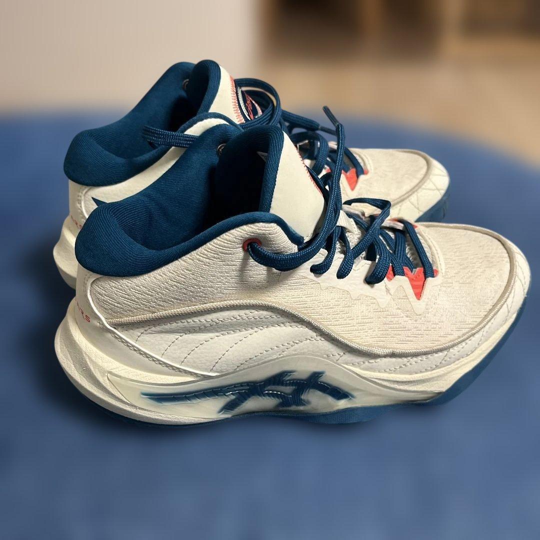 asics バスケットボールシューズ ホワイト/ネイビー/オレンジ