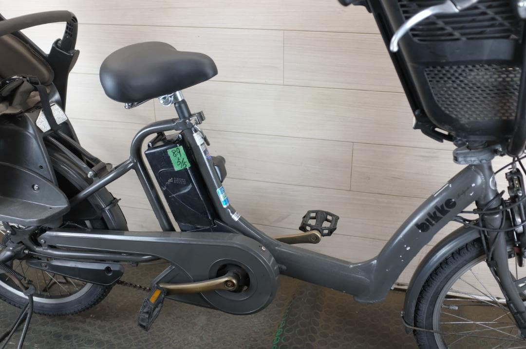 BS 　Bikke　20インチ　3段　8.9Ah（5点灯）充電器あり