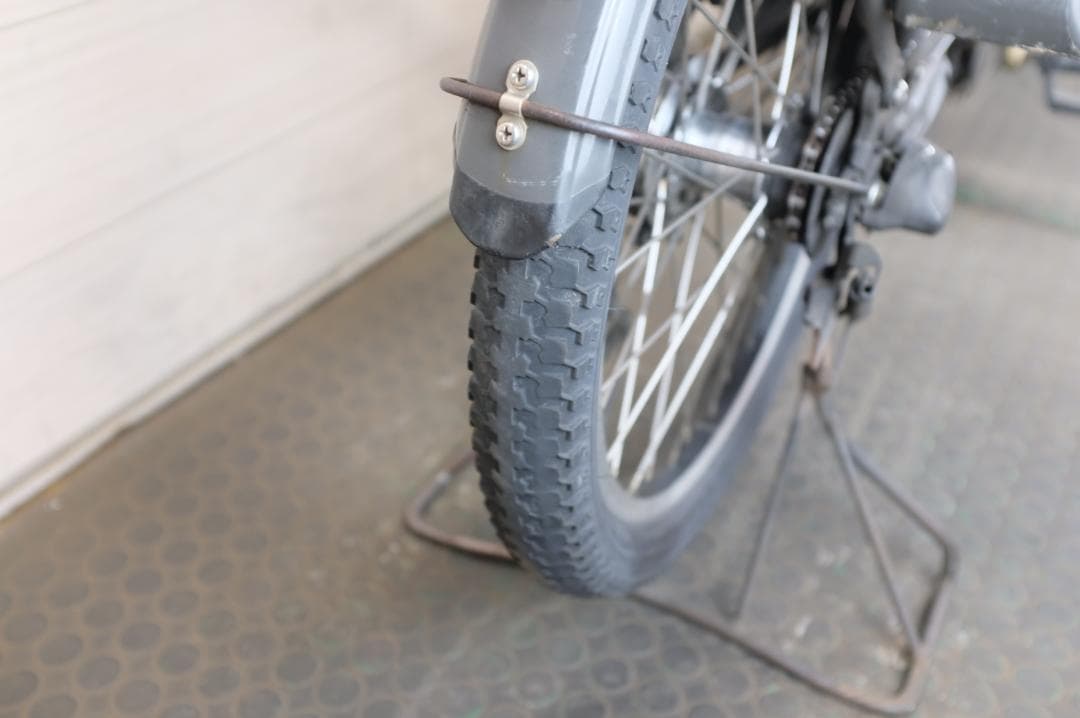 BS 　Bikke　20インチ　3段　8.9Ah（5点灯）充電器あり