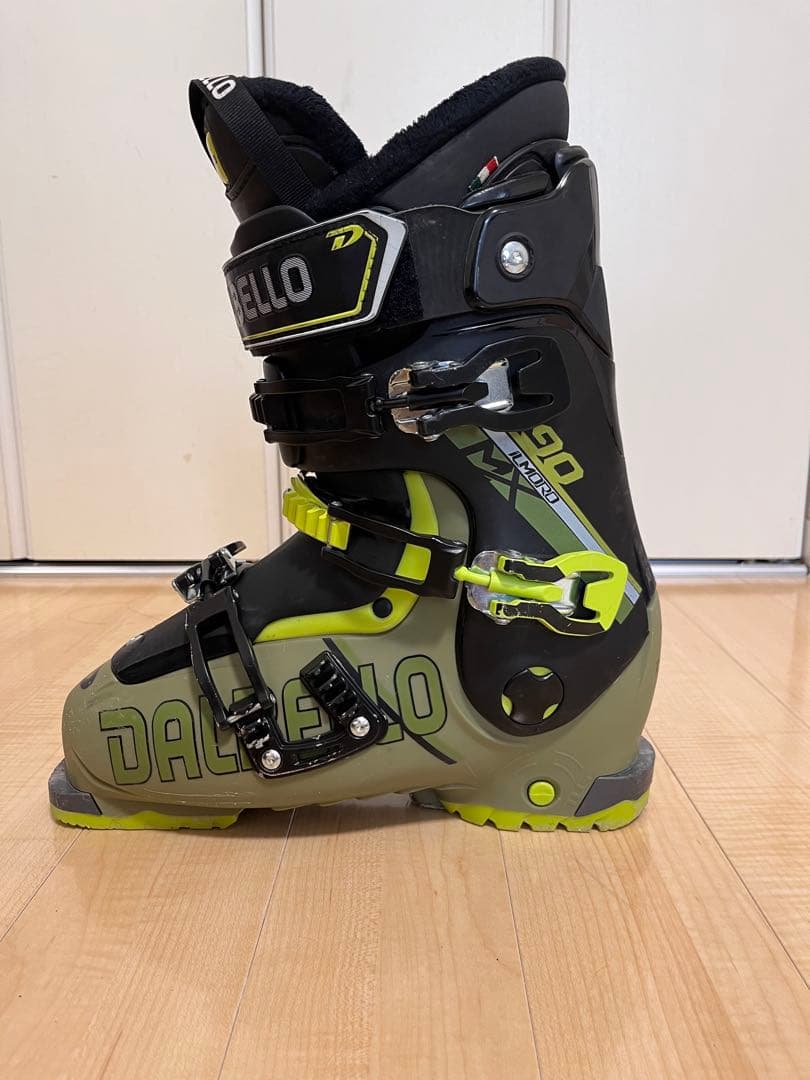 ダルベロ イルモロ DALBELLO IL MORO MX90 26.5cm