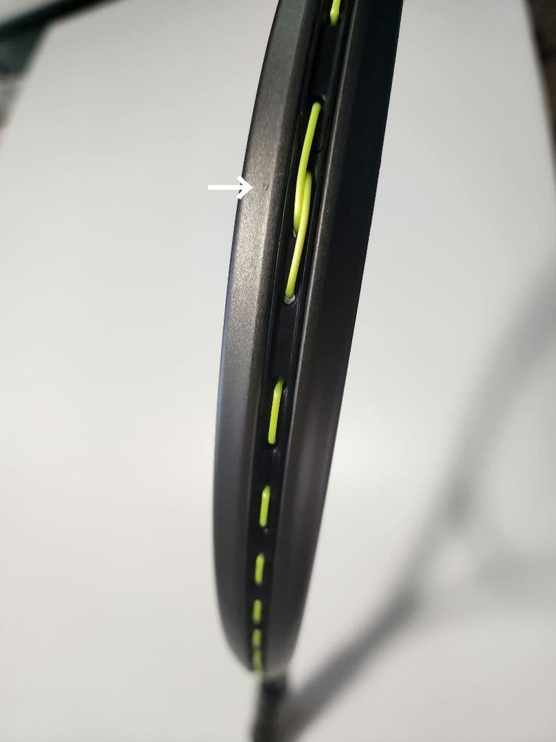 美品 YONEX VOLTRAGE 8S 新色 シェリーシルバー