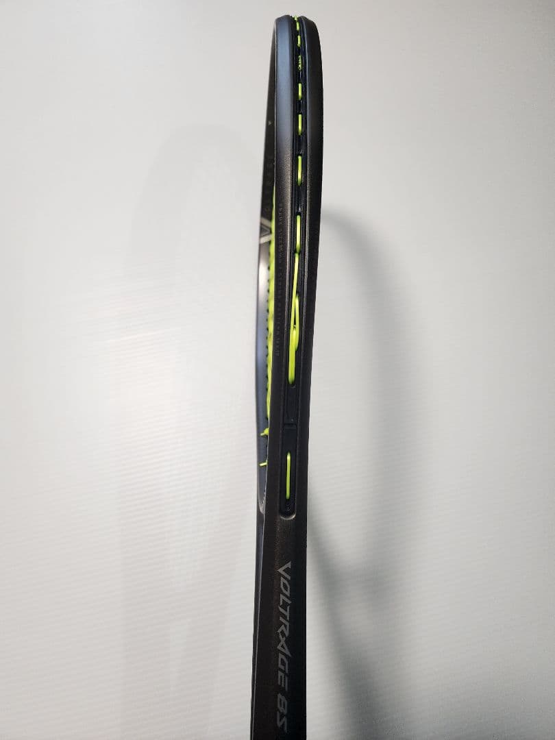 美品 YONEX VOLTRAGE 8S 新色 シェリーシルバー