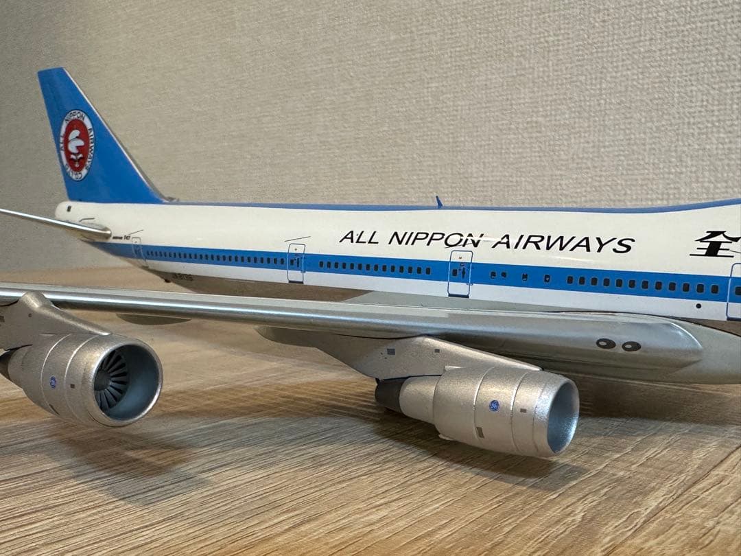 ANA B747SR-100全日空 BBOX 1/200 JA8136