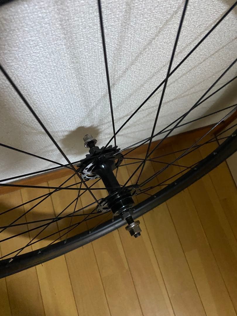 ピストバイクホイール700Cタイヤ込み引き取り限定