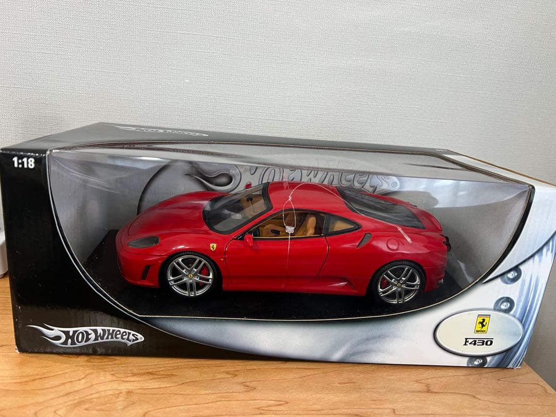 Ferrari F430 ミニカー 赤1/18