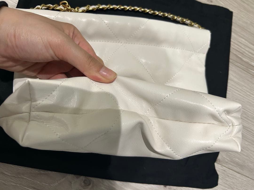 CHANEL シャネル22 ミニ　ショルダーバッグ　ノベルティ