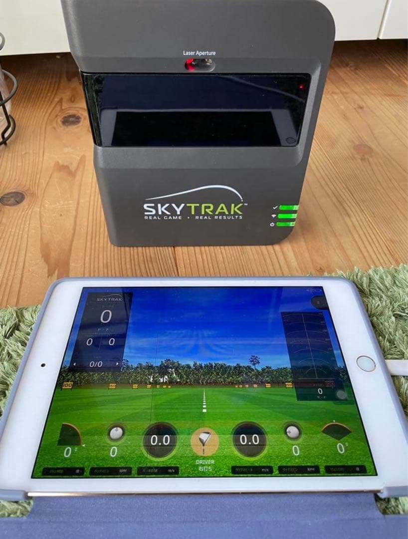 【美品】Sky trak スカイトラック　弾道測定器　シミュレーションゴルフ
