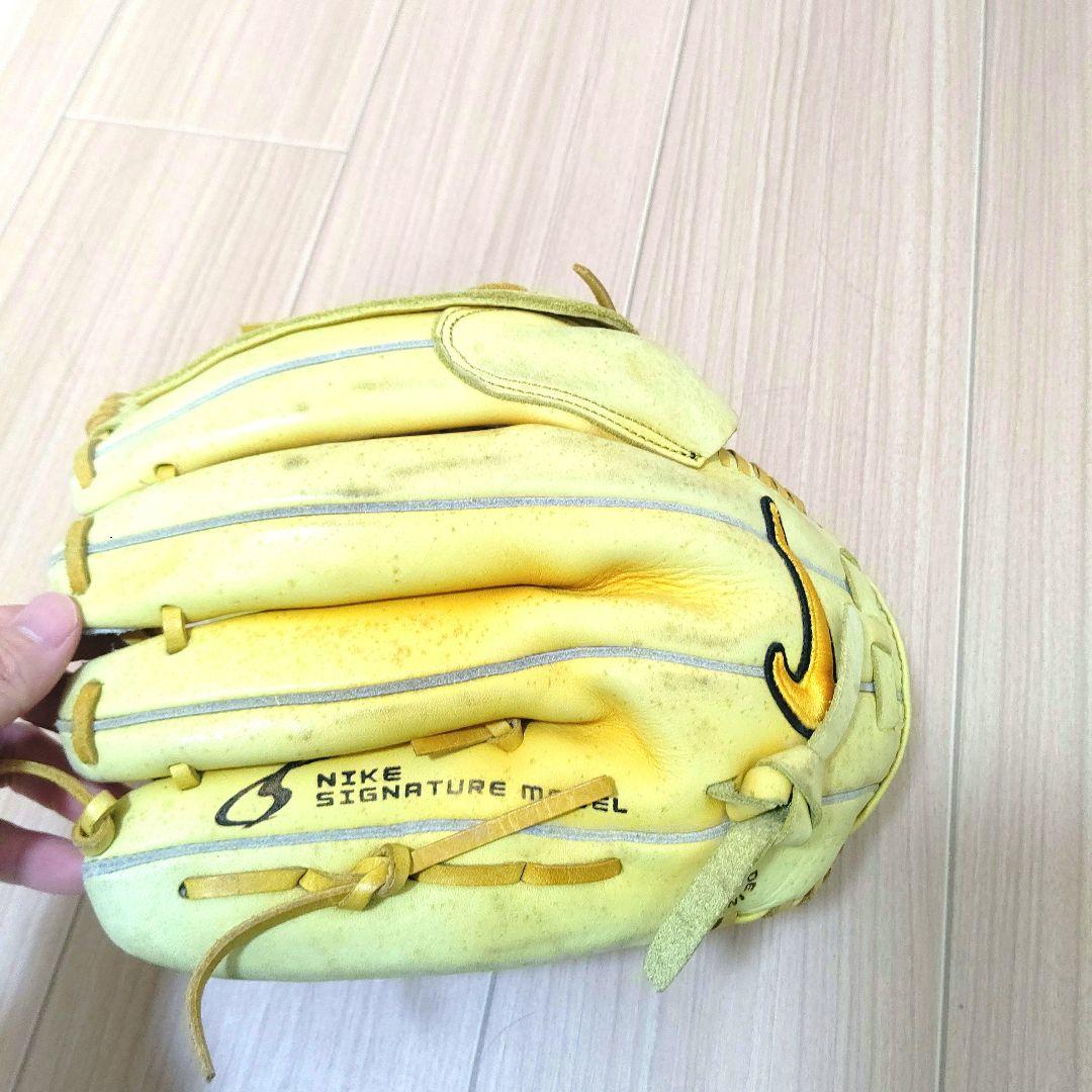 Nike Signature Model 軟式グローブ【値下げ交渉可】