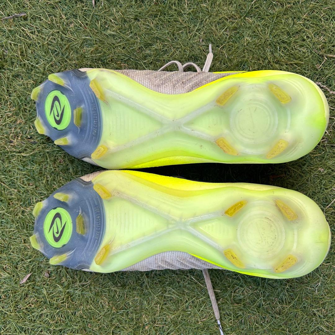 【破格】　NIKE ファントムGX DF 26.5cm