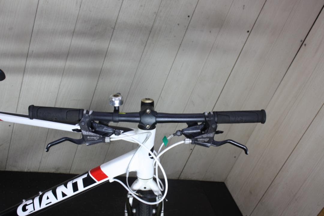 GIANT CROSTAR 700C アルミ 24速 470mm クロスバイク