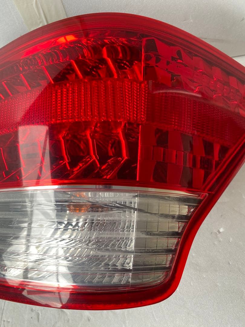 トヨタ クラウン（GRS180系）純正テールランプ左右セット