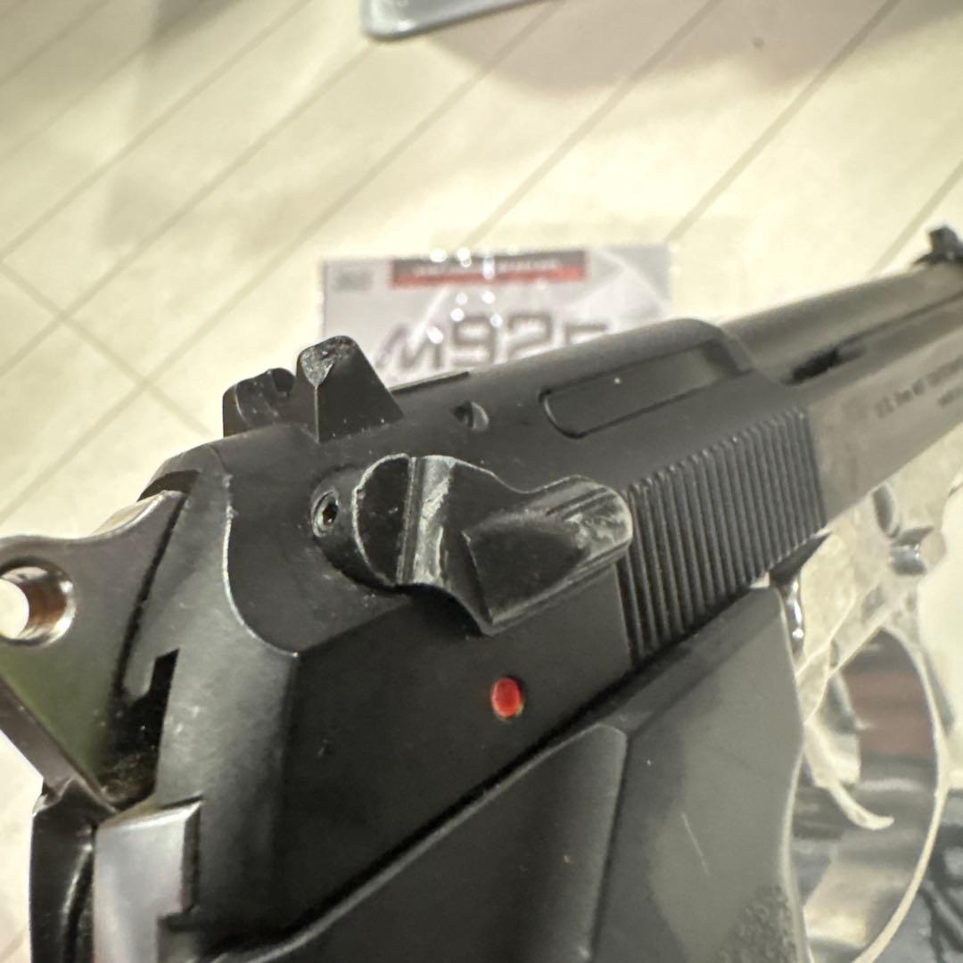 東京マルイ　ガスブローバック　Ｍ92Ｆ　ミリタリーモデル　フレームシルバー