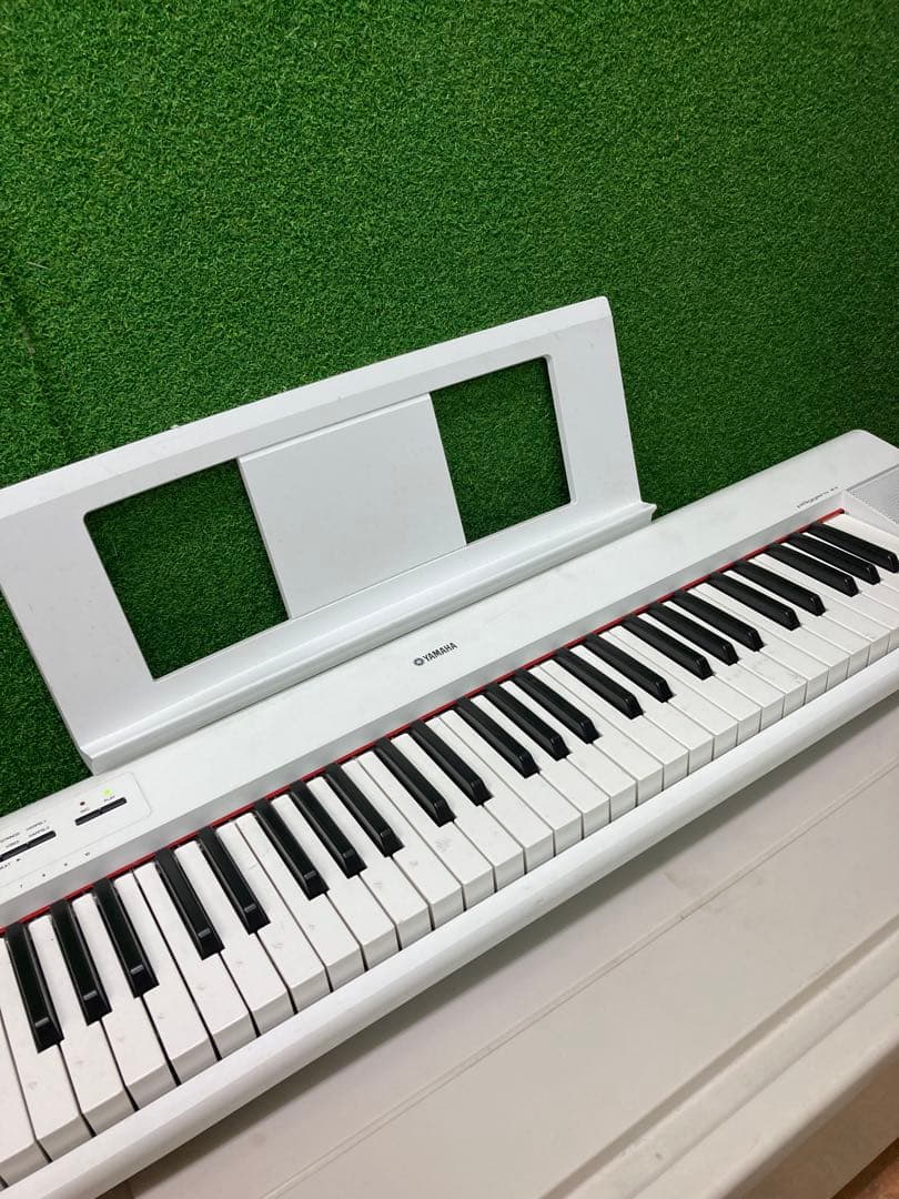 YAMAHA 電子キーボードpiaggero ホワイト NP-12