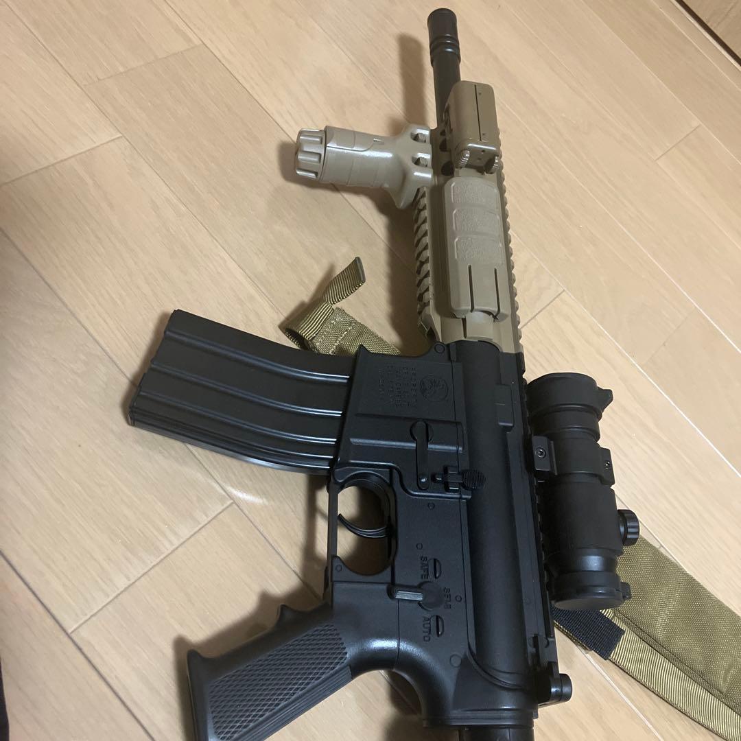 M4ライトプロタンカラー【ライト、ドットサイトなど豪華付属品付き】ジャンク扱い