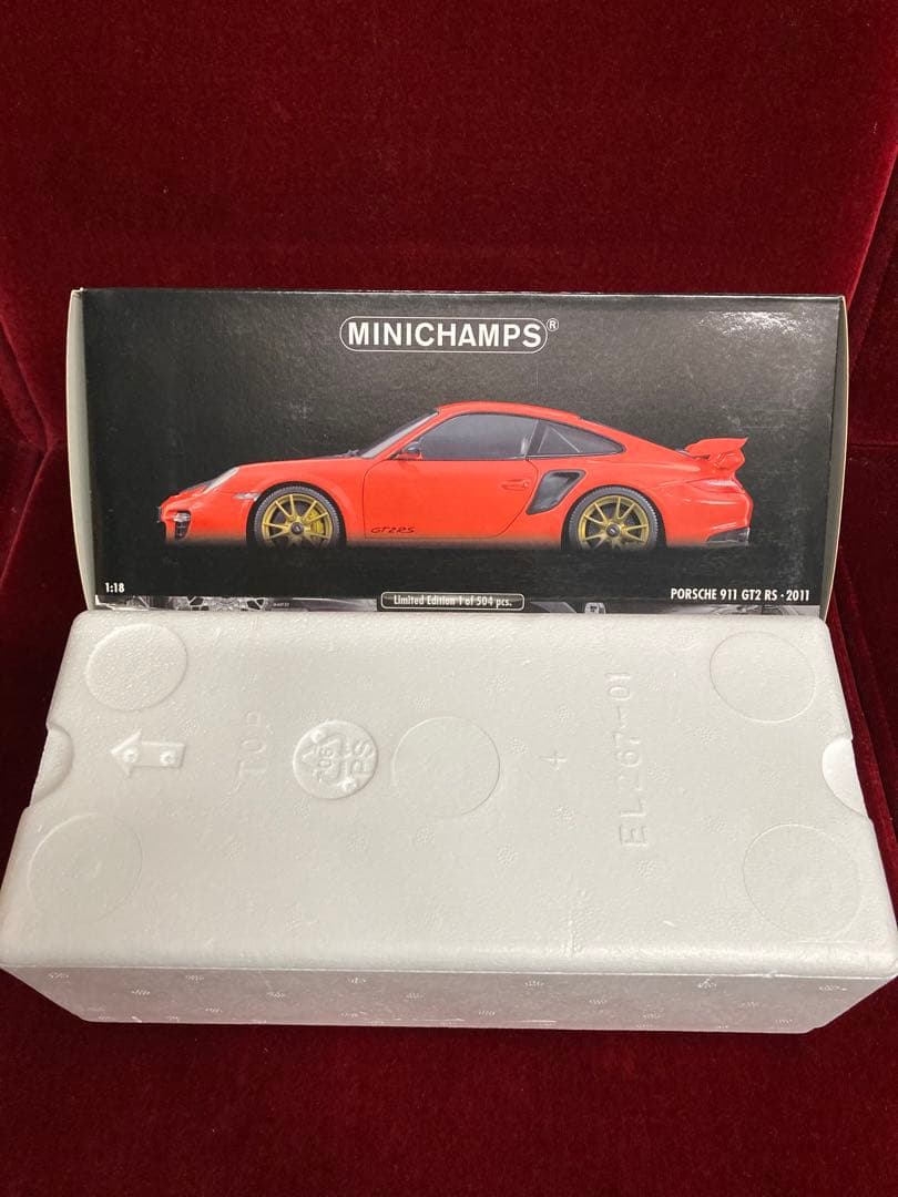 1/18ポルシェ911