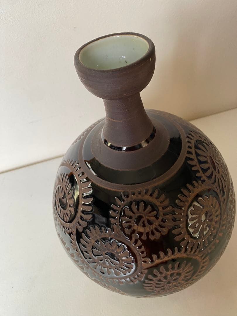 唐草模様　蛸唐草　花瓶　一輪挿し　花器　生花　徳利　壺
