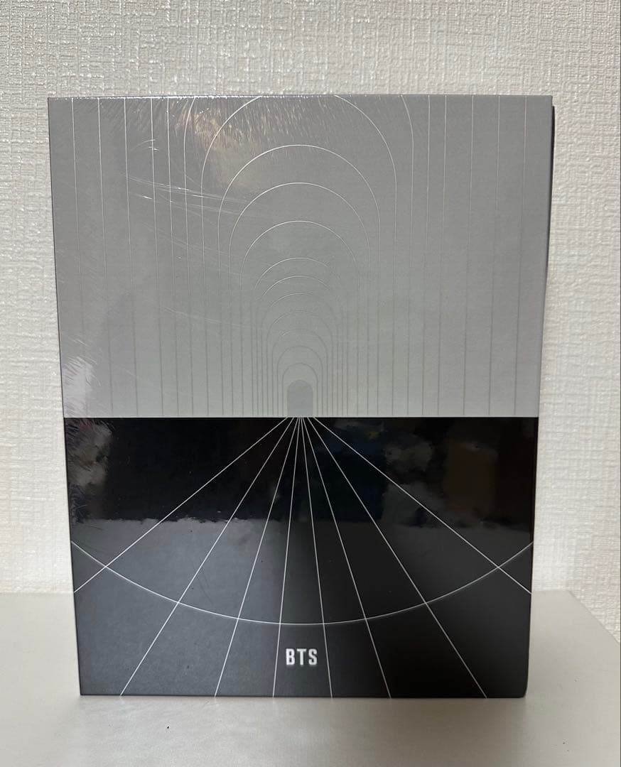 【特売セール新品未開封】BTS MAP OF THE SOUL ON:E 写真集