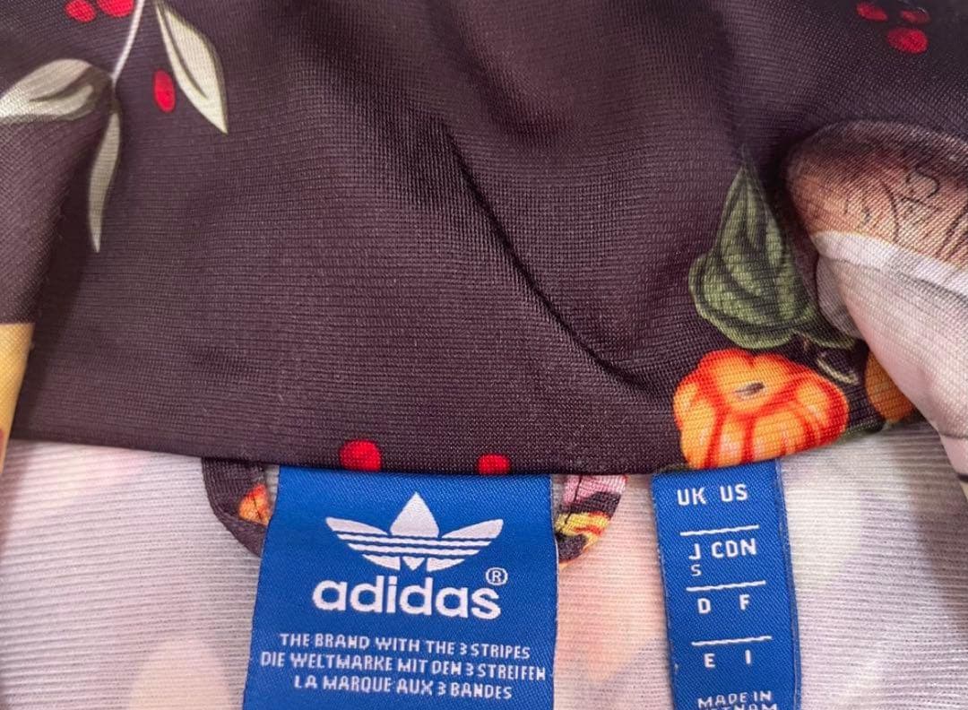 adidas アディダス　フラワー　トラックジャケット　ジャージ　花柄　美品 S