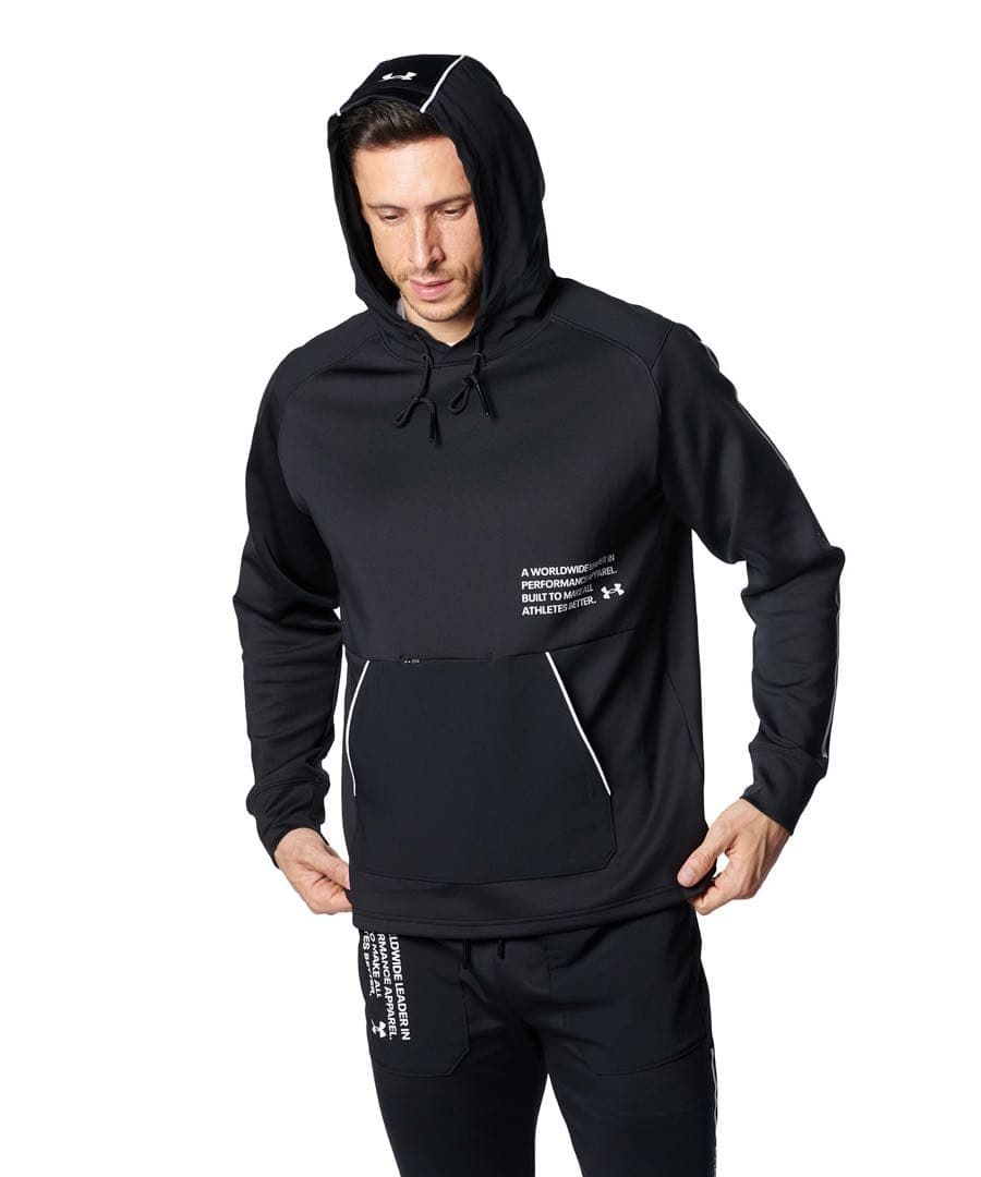 【美品】UAアーマーニット フーディー（トレーニング/MEN）